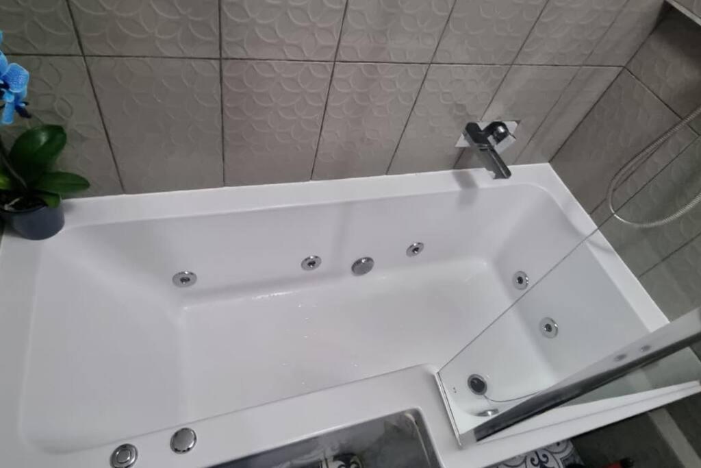 Gottersea 1 Bedroom Flat In Battersea 70 Mq ロンドン エクステリア 写真