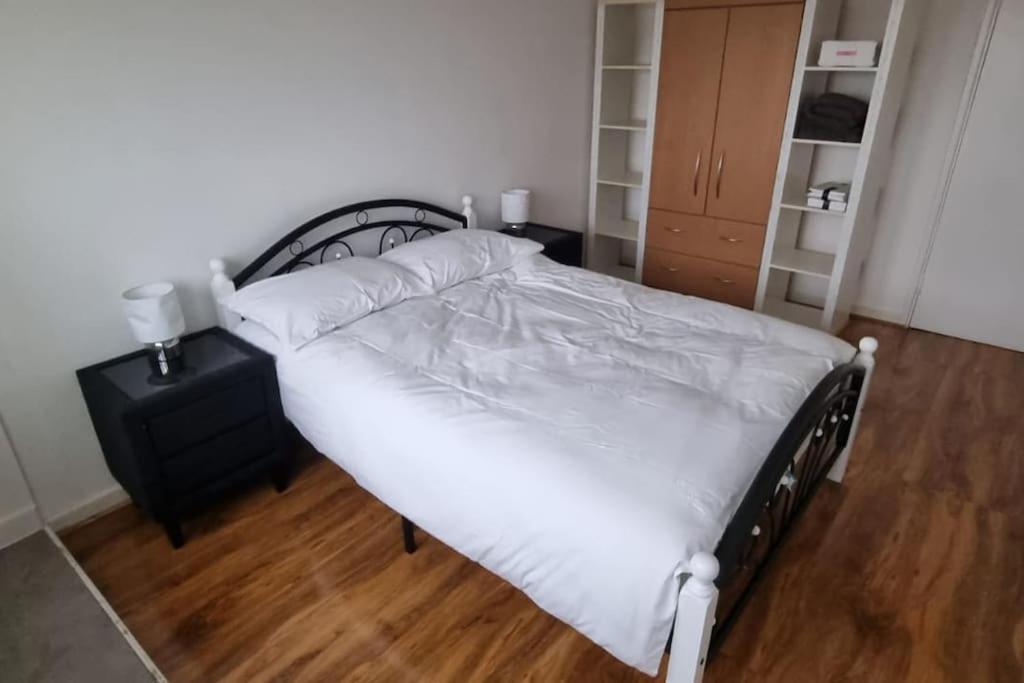 Gottersea 1 Bedroom Flat In Battersea 70 Mq ロンドン エクステリア 写真